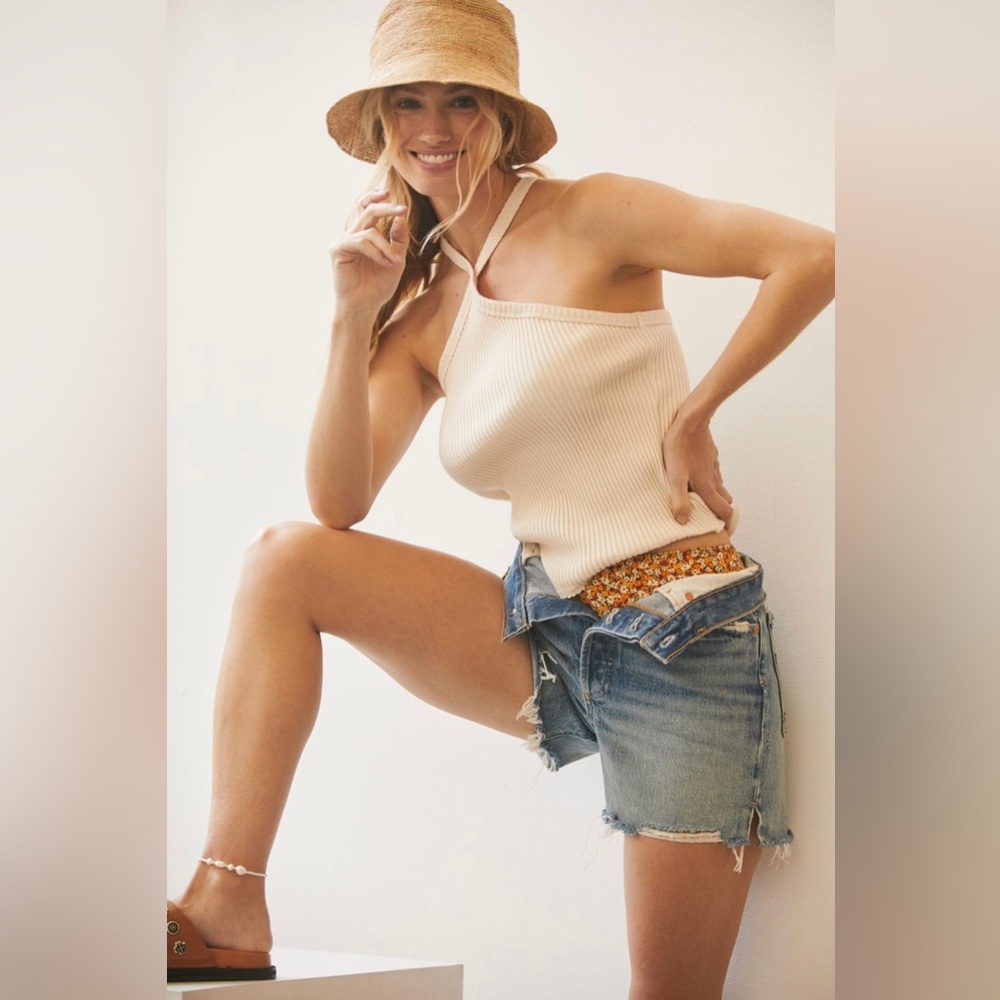 T.La Ribbed Cotton Halter Tank - Picture 5 of 16